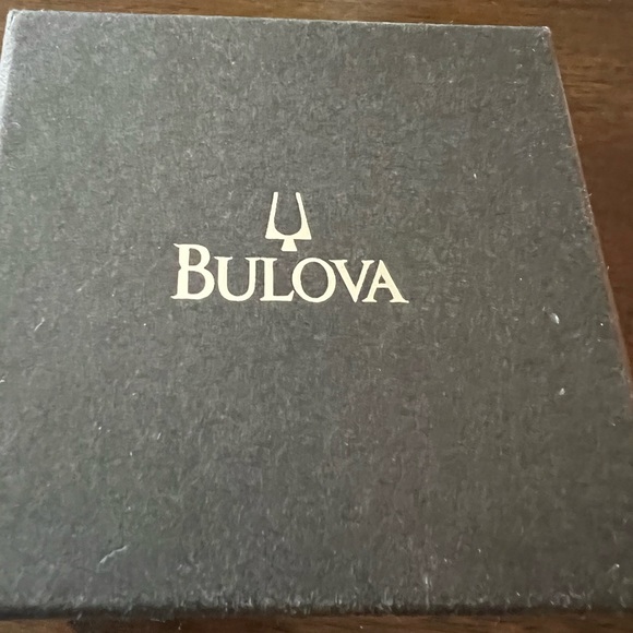 Watch - Picture 2 of 3